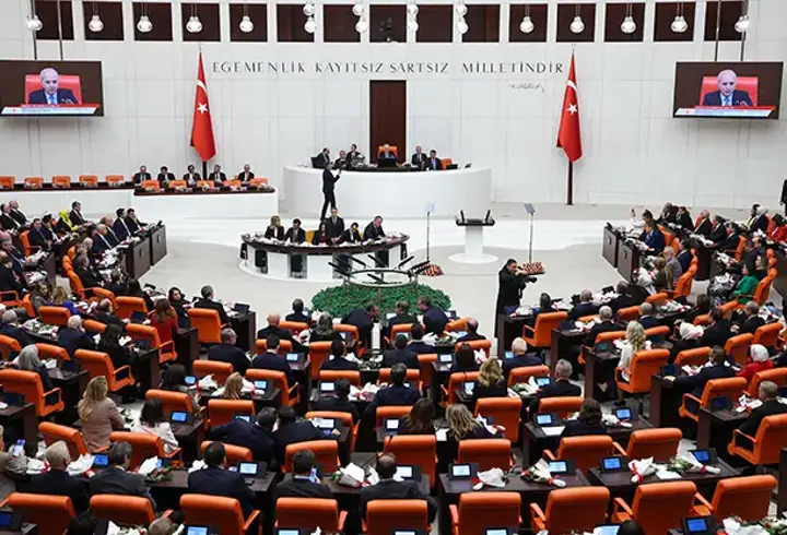 TBMM Genel Kurulu'nda 'Fon' tartışması