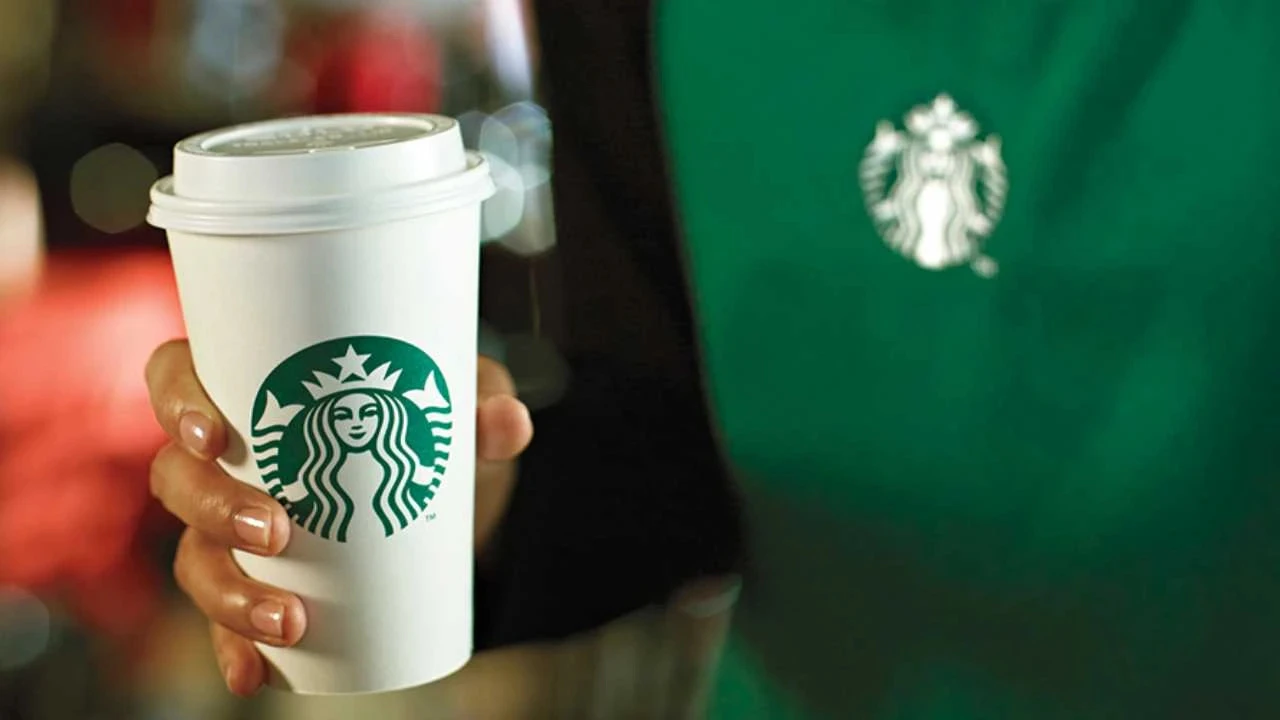 Starbucks Çin iş birimi için 10 milyar dolarlık hisse satış teklifleri