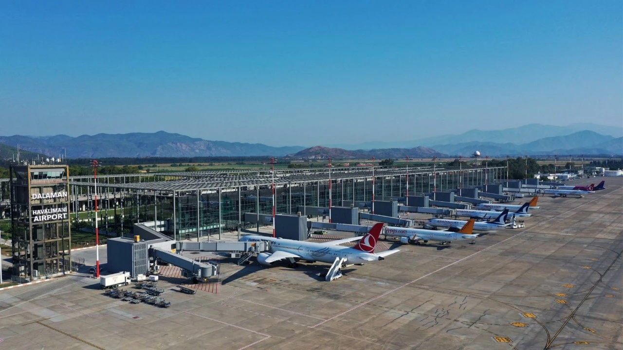 Muğla havalimanları hazirandaki yolcu sayısıyla ilin nüfusunu solladı