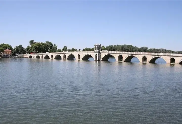Meriç Nehri'nden Çakmak Barajı'na su aktarımı başladı