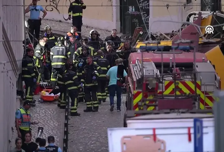 Portekiz'de tramvay kazası: 15 ölü