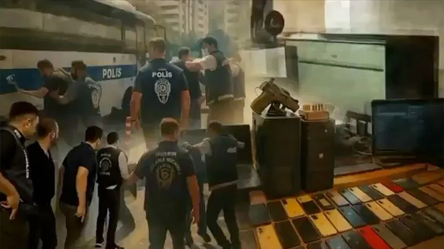 Siber suçlara yönelik 44 ildeki operasyonlarda 214 şüpheli yakalandı