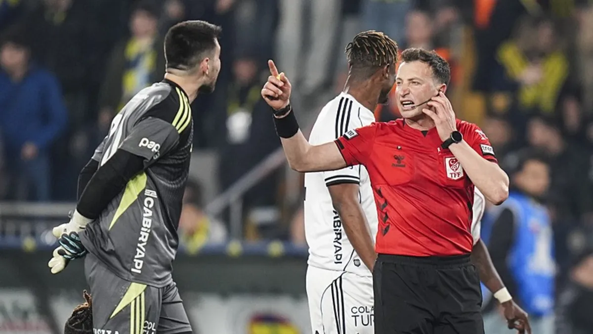 Fenerbahçe'nin penaltısı doğru karar mı? Ahmet Çakar yorumladı