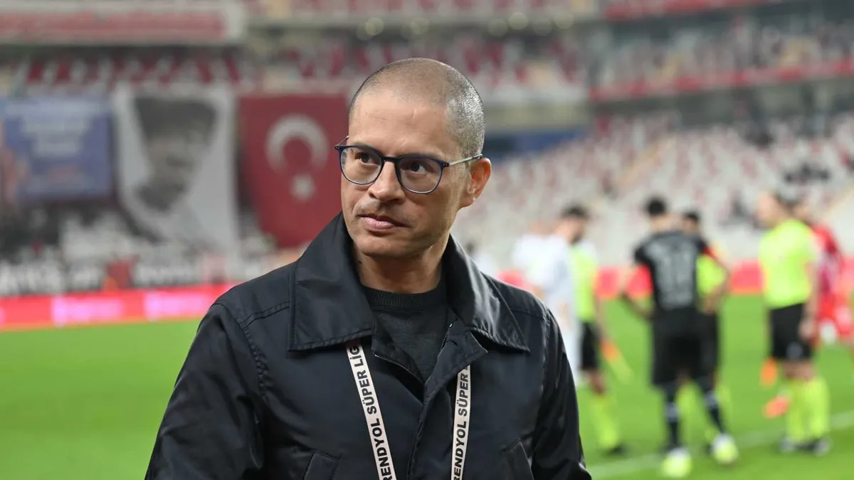 Alex de Souza, Athletic Club'ın başına geçti