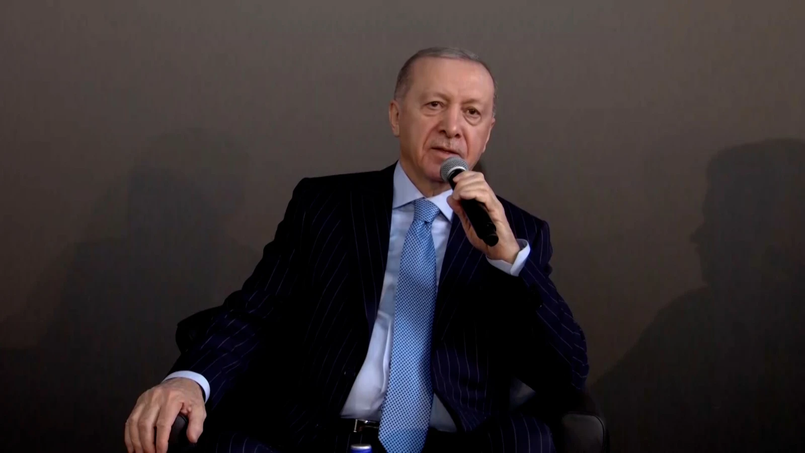 Cumhurbaşkanı Erdoğan "Gençlik Buluşmaları Kampüs" programında gençlerle buluştu