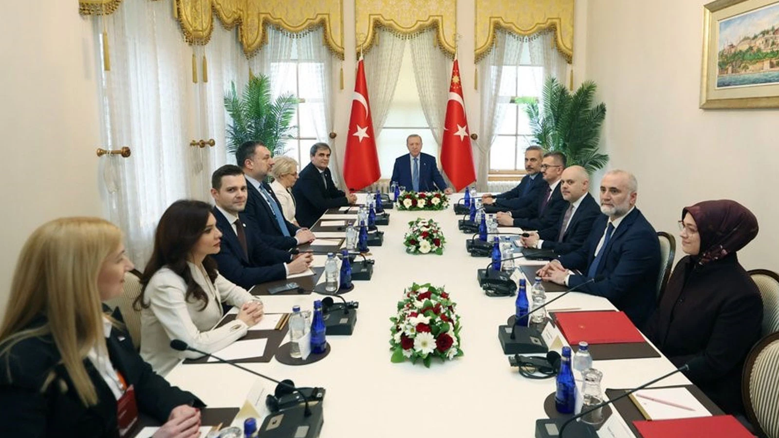 Cumhurbaşkanı Erdoğan, Balkan Barış Platformu üyelerini kabul etti