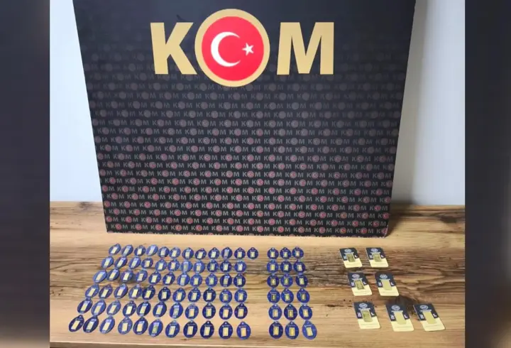 Kuyumcuya 23 sahte gram altın sattı, 74 sahte altınla yakalandı