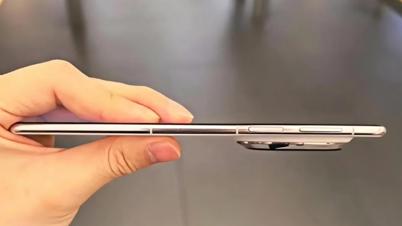 Huawei Mate 70 Air, ince gövdesine 6.500 mAh batarya sığdıracak