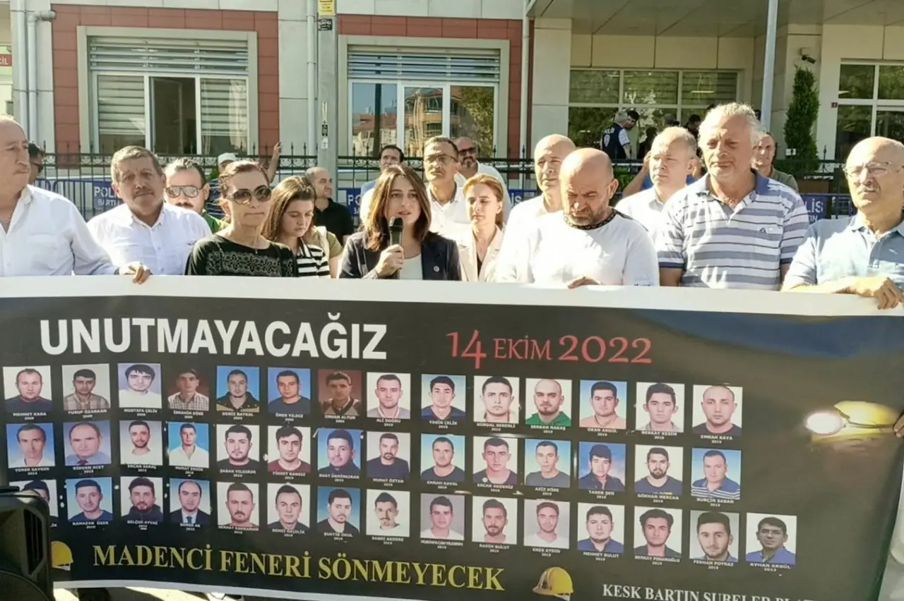 Amasra maden katliamının 4. yılında aileler: ‘Biz adalet beklerken cinayetler sürüyor’