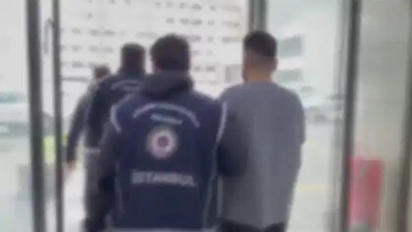 Göçmen Kaçakçılığı Ve Resmi Belgede Sahtecilik Operasyonu: 2 Tutuklama