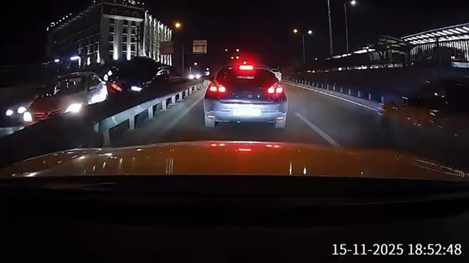 Bursa'da zincirleme kaza! O anlar kamerada