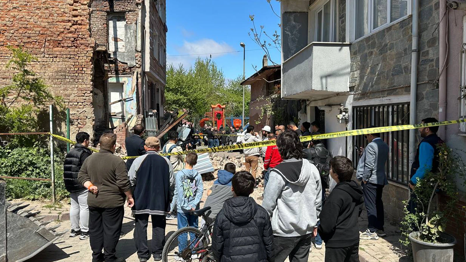 Beklenen büyük deprem değil! İstanbul'da artçılar olabilir