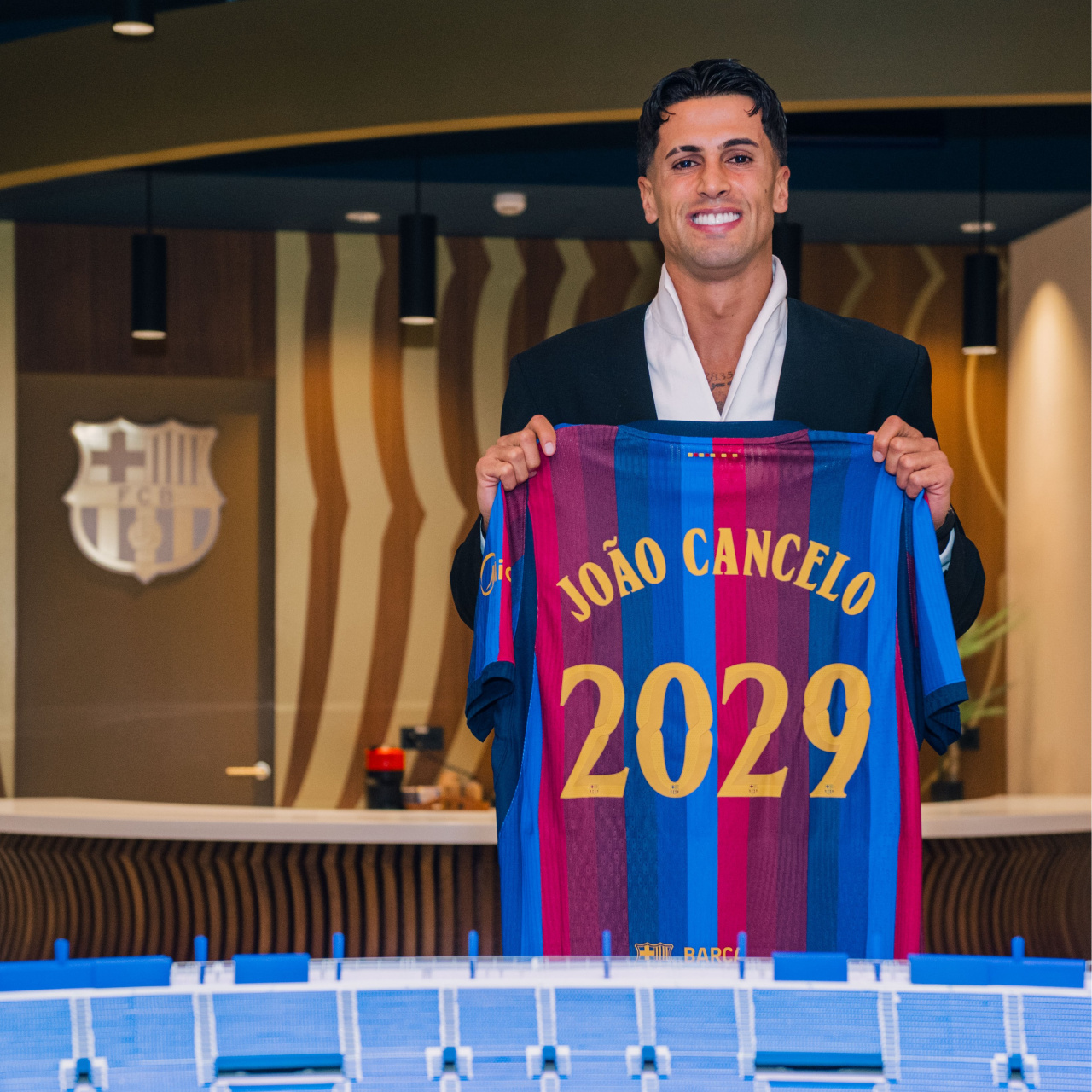 Cancelo resmen Barcelona'da!