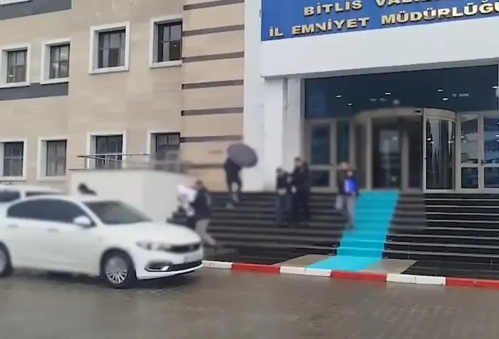 Bitlis'te 'Yasa Dışı Bahis' Operasyonunda 5 Tutuklama