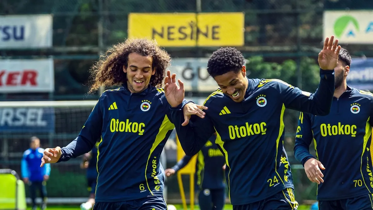 Fenerbahçe'de, Çaykur Rizespor maçı hazırlıkları sürüyor! Mert Hakan Yandaş...