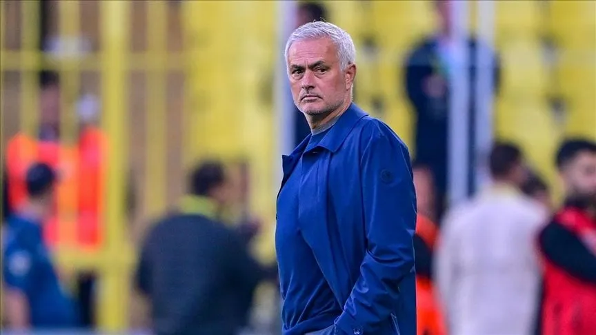 Jose Mourinho yönetimindeki Fenerbahçe'nin kalesi düştü
