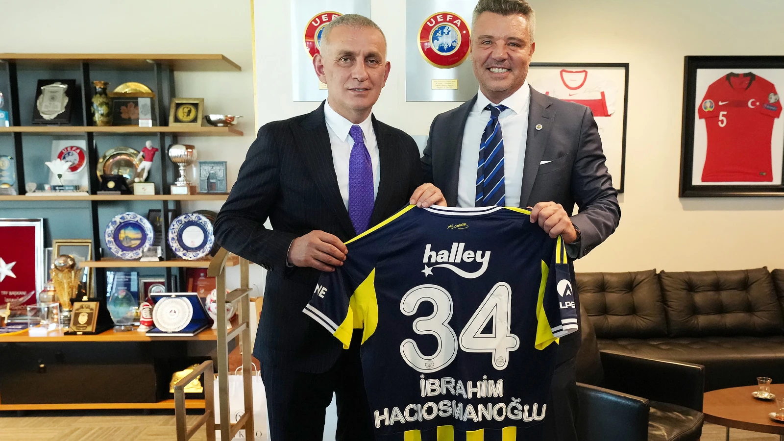 Fenerbahçe Başkanı Sadettin Saran, TFF Başkanı Hacıosmanoğlu'nu ziyaret etti