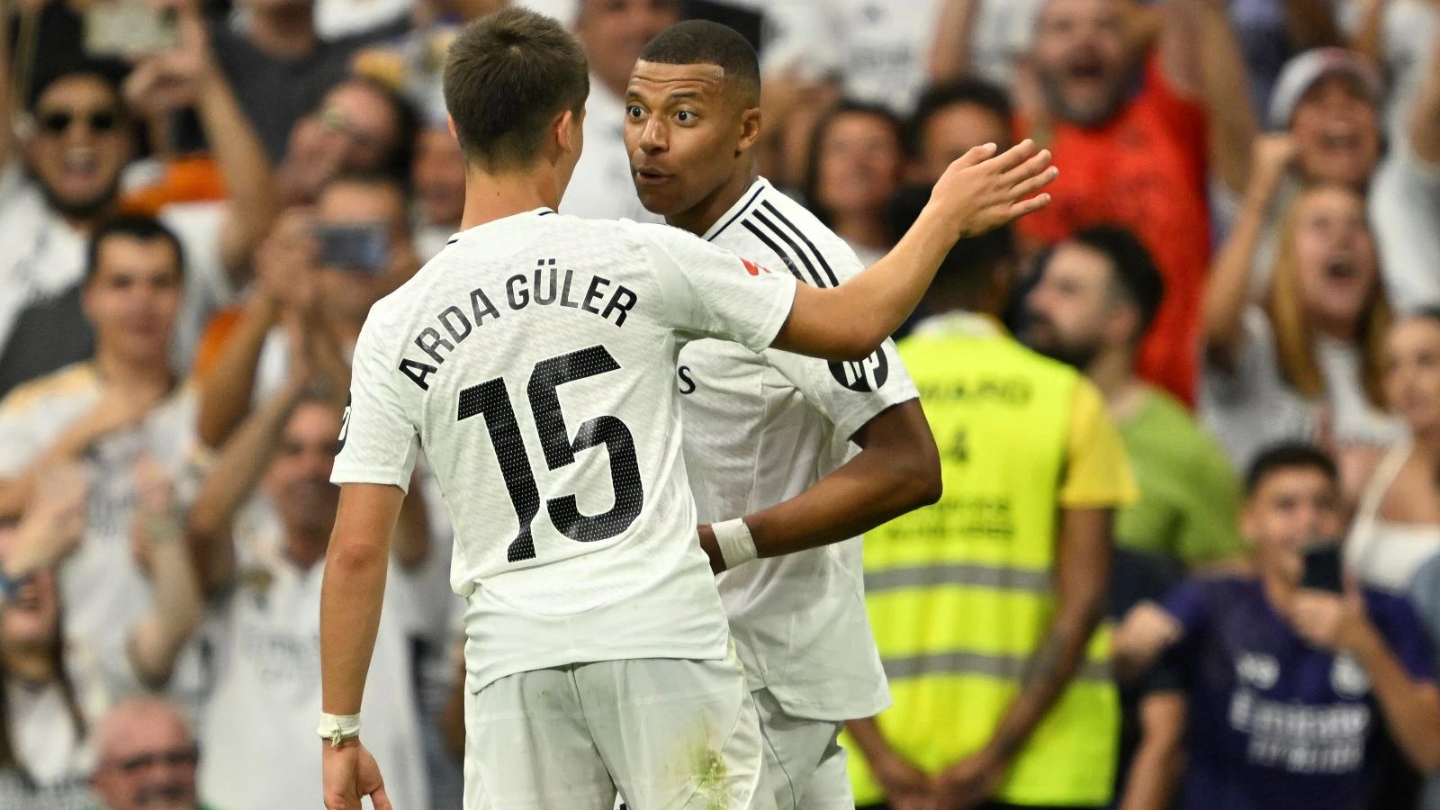 Real Madrid yıldızına 10 numara sözü vermiş, Arda Güler biraz daha bekleyecek!