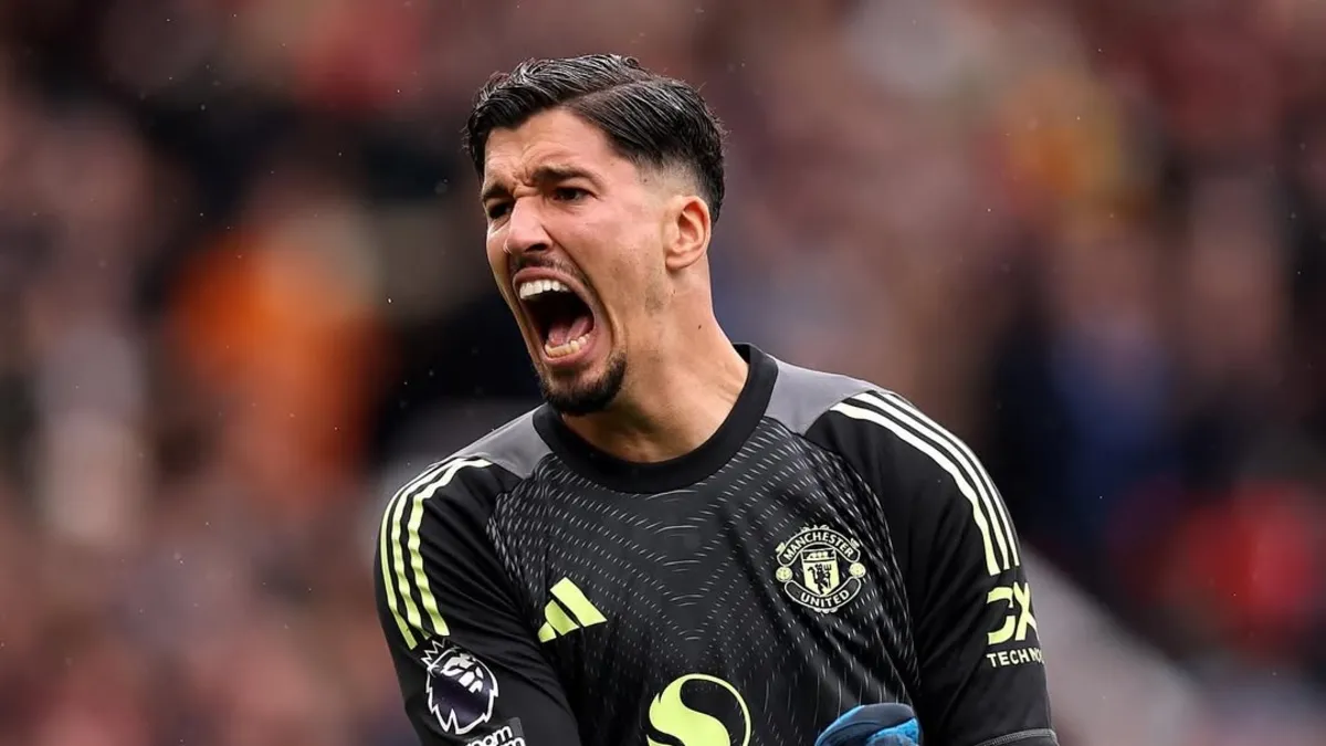 Manchester derbisinde United'ın kalesini Altay koruyacak