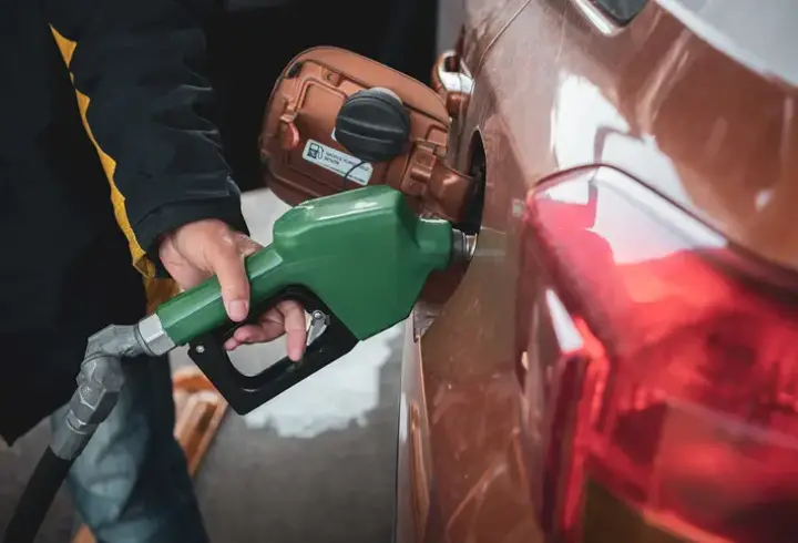 Benzine zam geliyor! Araç sahipleri dikkat... Akaryakıtta tabela değişiyor... (16 Nisan 2025)