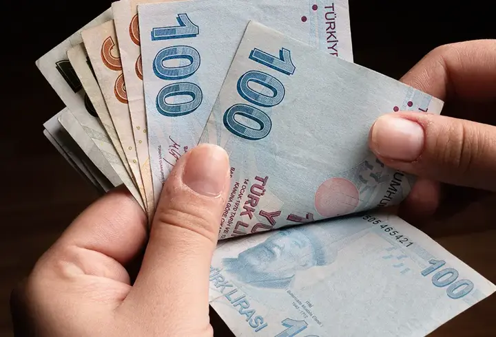 Bayram ikramiyesi 4 bin liraya çıkarılıyor! Kanun teklifi TBMM'de
