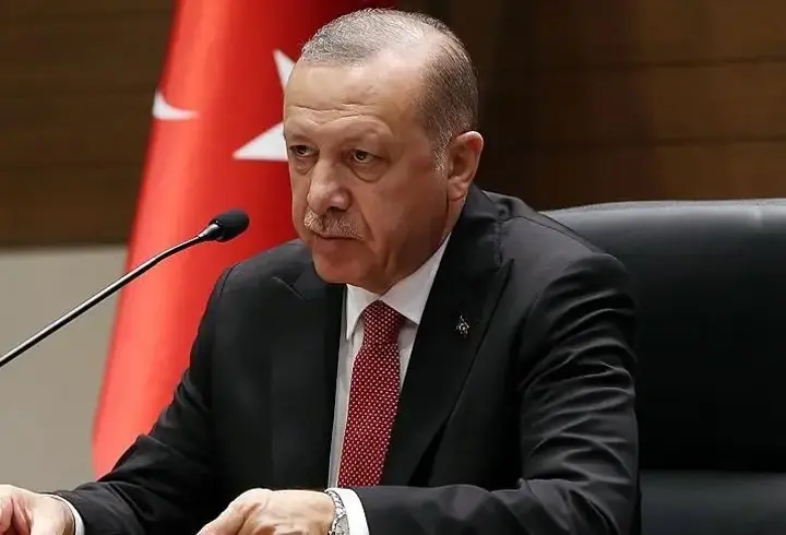 SON DAKİKA... Cumhurbaşkanı Erdoğan'dan, saldırıya uğrayan Özgür Özel'e geçmiş olsun telefonu