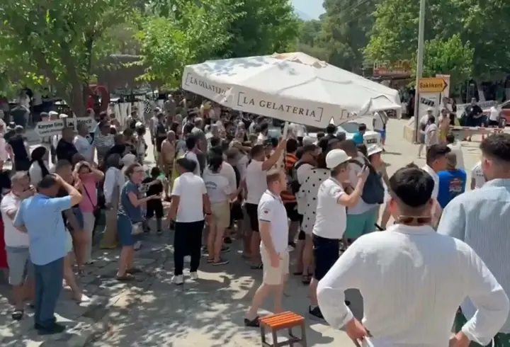 Kanyonda başına taş düşen 3 yaşındaki Yamaç, ağır yaralandı