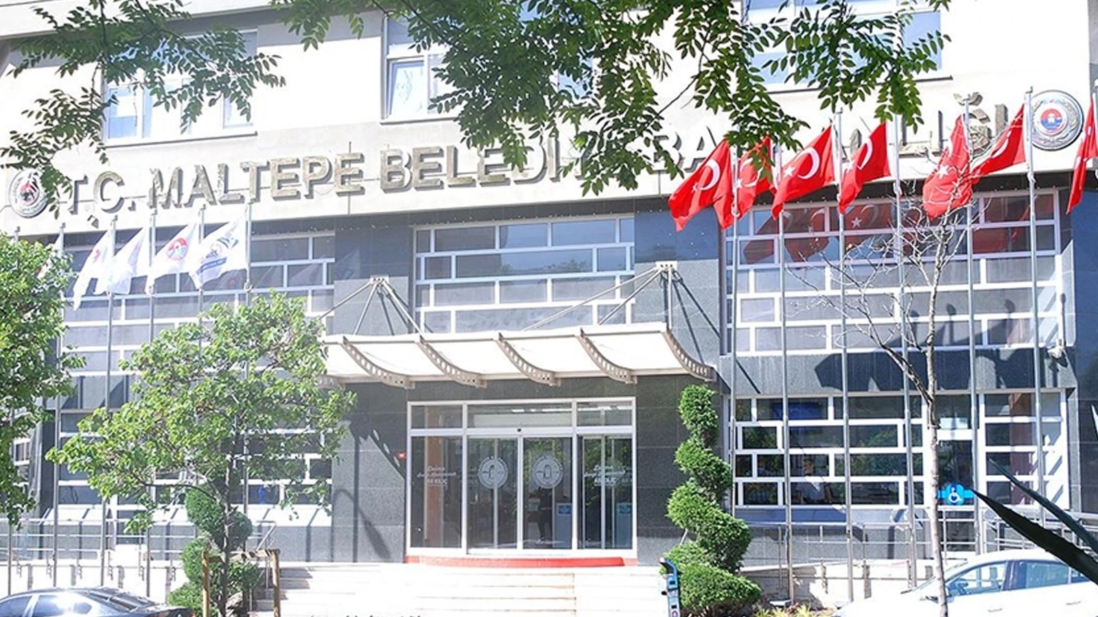 Maltepe Belediyesinden arsa iddialarıyla ilgili açıklama: Yasal süreç başlatıldı