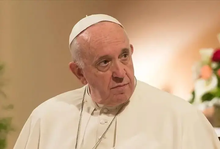 Papa Francis’in ölüm nedeni açıklandı: Doktorları dinlememiş!