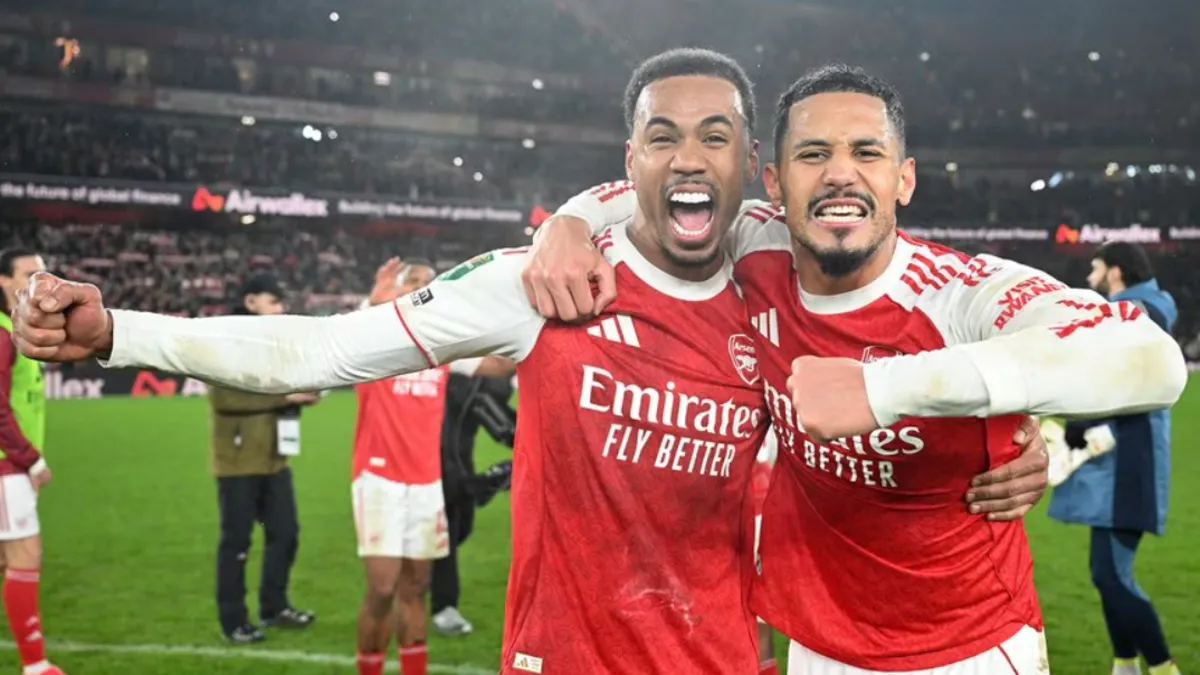 Arsenal, İngiltere Lig Kupası'nda finale yükseldi!