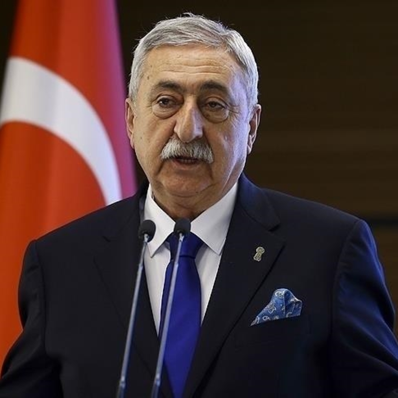 "Faiz indirimleri vatandaşa yansıtılması gerekiyor"