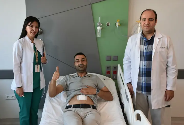 Yeni nesil yöntemle apandisit ameliyatı sonrası ertesi gün işine döndü