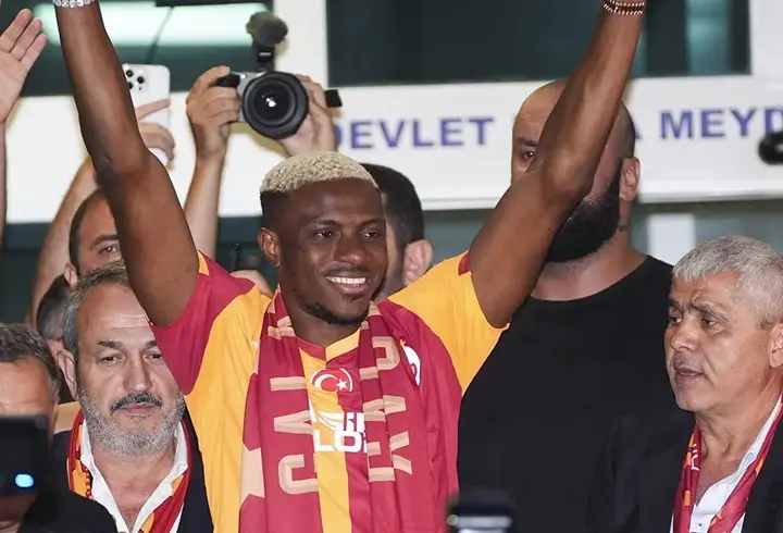 SON DAKİKA | Victor Osimhen, resmen Galatasaray'da! İşte sözleşmesi
