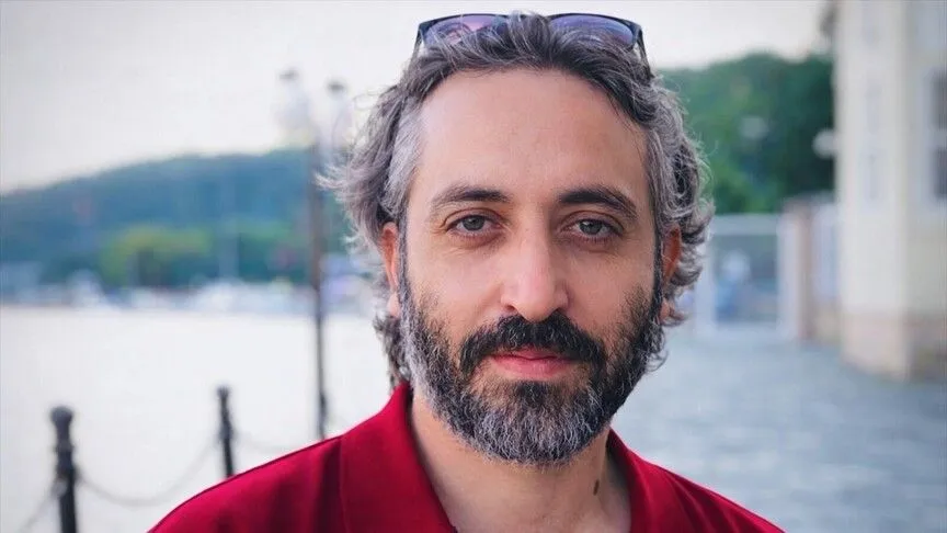 Yönetmen Ahmet Seven, "Ömür Boyu" belgeselini AA'ya anlattı