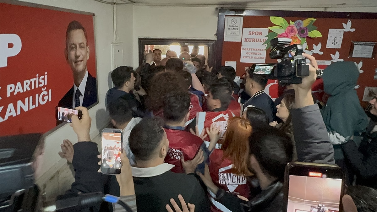 CHP il teşkilatında gerginlik