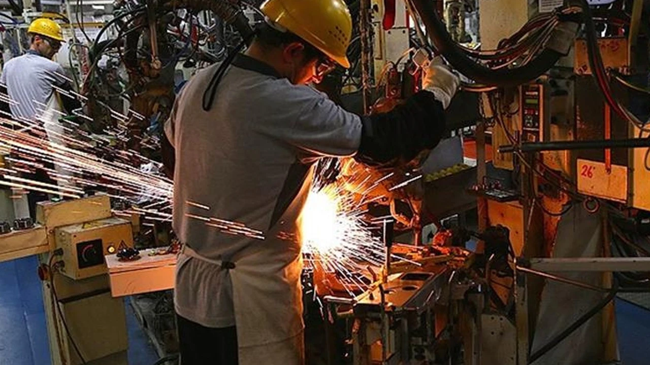 ABD'de imalat sanayi 4 yılın en yüksek seviyesine çıktı