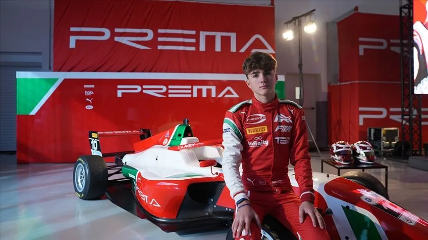 Genç pilot Alp Aksoy, İtalyan takımı Prema Racing ile Formula 4'te yarışacak