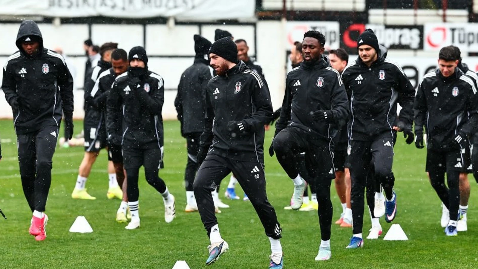 Beşiktaş, Göztepe maçının hazırlıklarına başladı
