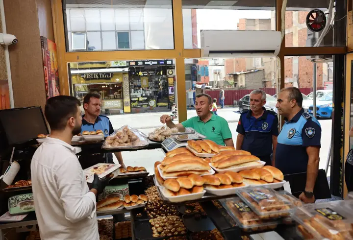 Akdeniz Belediyesi’nden fırın ve pastanelere sıkı denetim