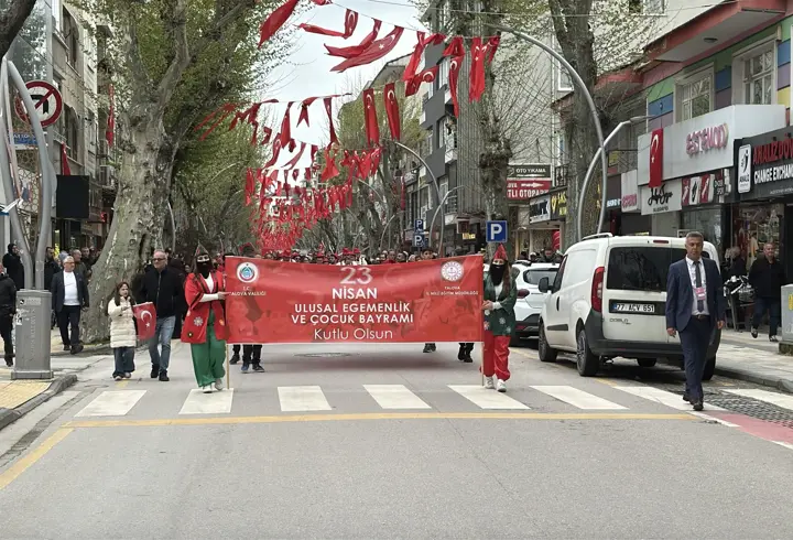 Yalova'da 23 Nisan coşkuyla kutlandı