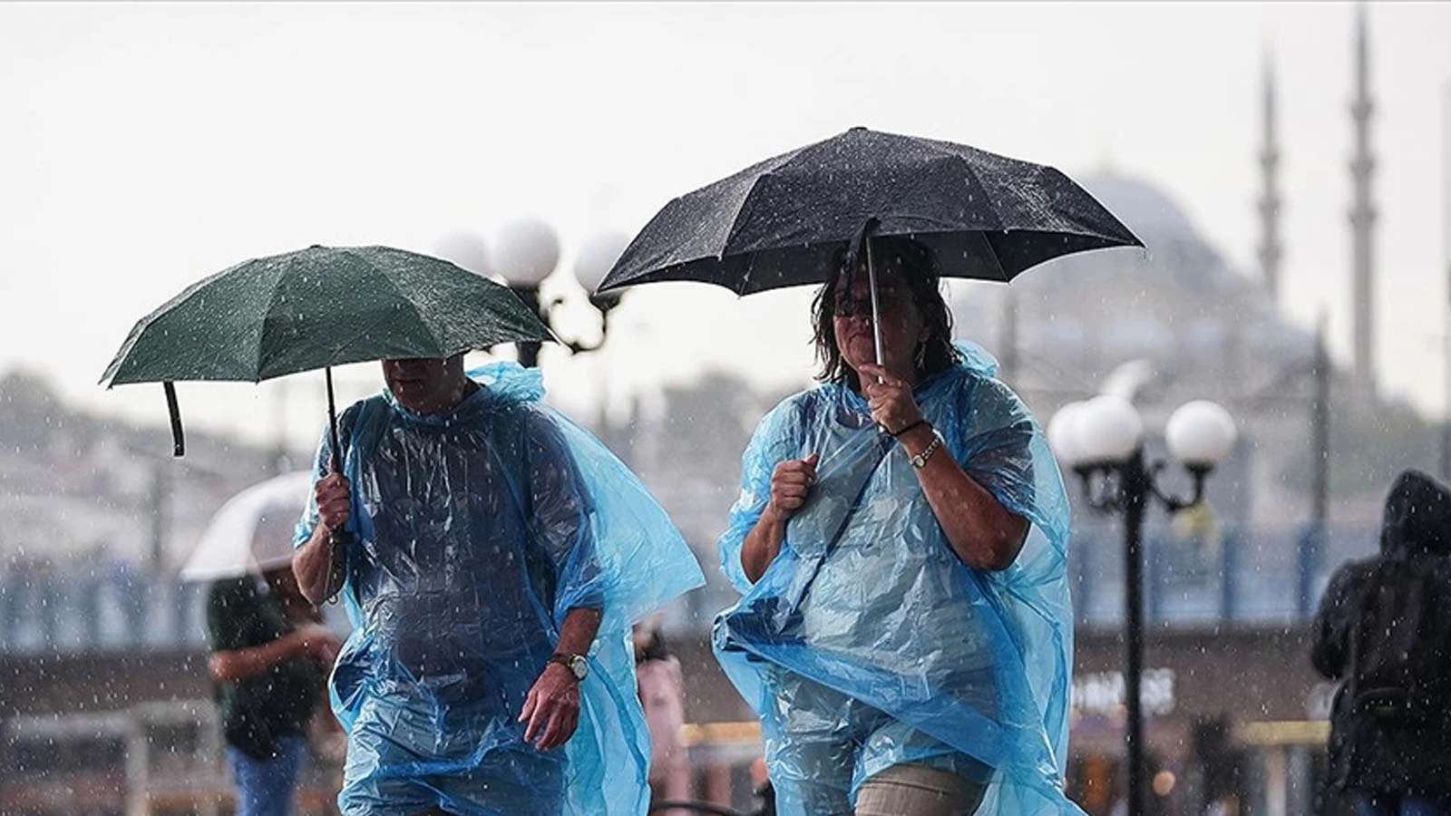 Meteoroloji yeni raporu yayımladı! Sağanak yağışlar devam edecek mi?