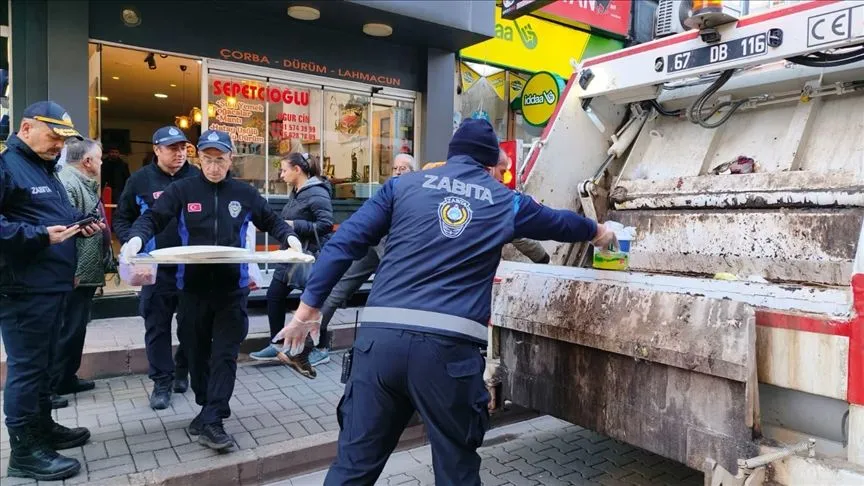 Zonguldak'ta sağlıksız koşullarda üretim yapılan pide imalathanesi mühürlendi