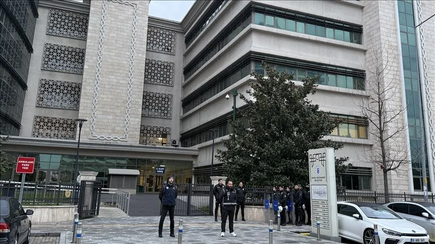 Bursa Büyükşehir Belediye Başkanı Mustafa Bozbey gözaltına alındı