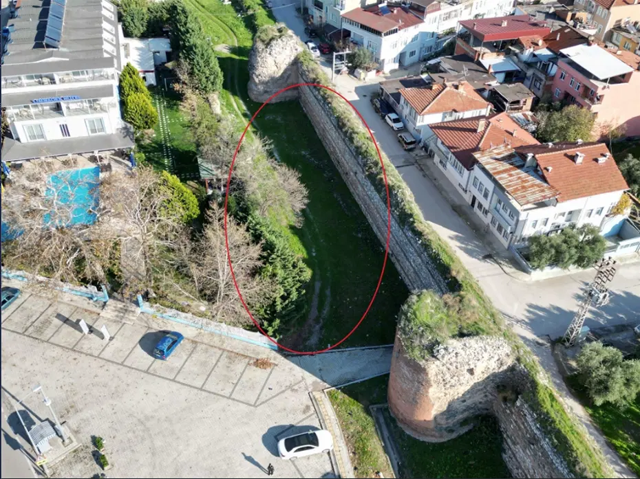 Papa rüzgarına kapıldı arsayı 5,5 milyona satışa çıkardı