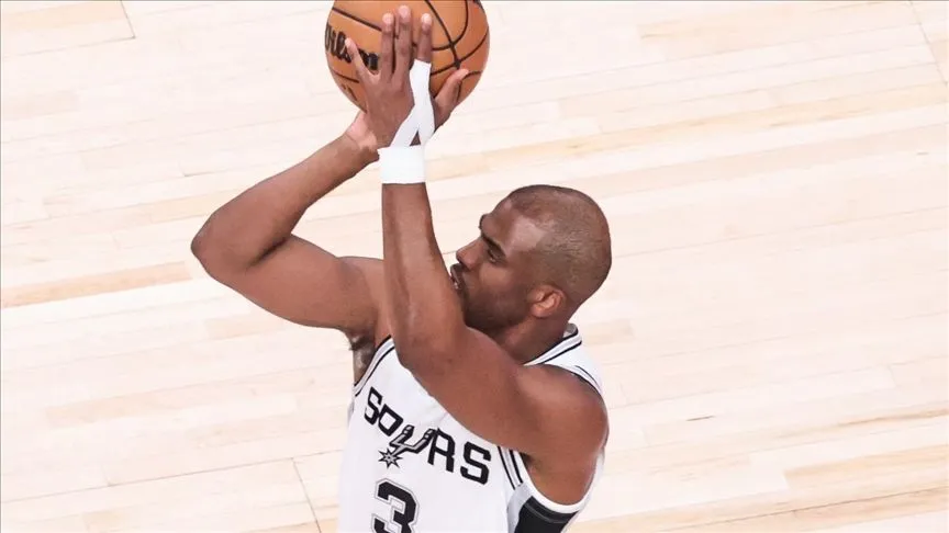 NBA efsanelerinden Chris Paul, 40 yaşında emekliliğini açıkladı