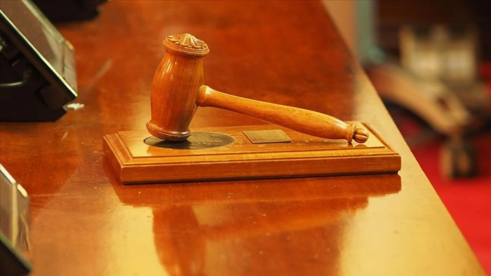 İZBETON'a yönelik yolsuzluk davasında 3 tahliye