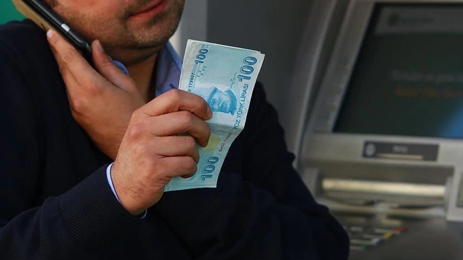 "FETÖ terör örgütüne adınız karıştı" diyerek 10 milyon lira dolandırdılar