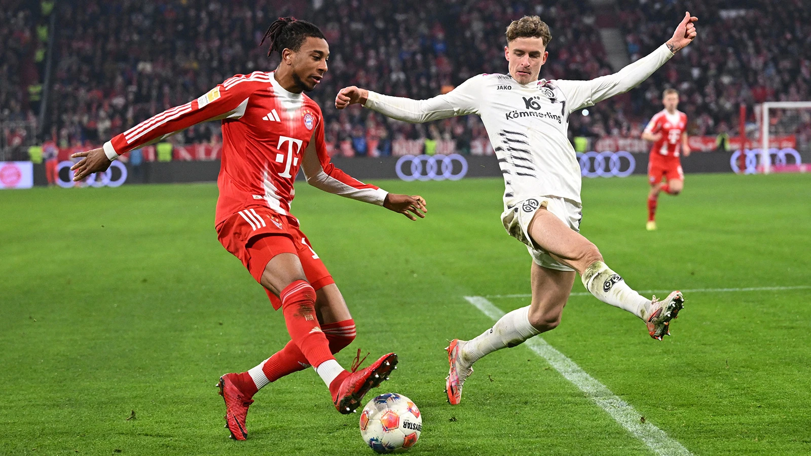 Bayern Münih lig sonuncusu karşısında puanı zor kurtardı