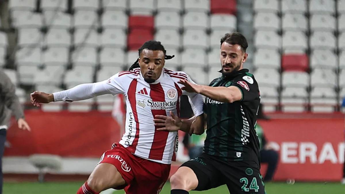 TÜMOSAN Konyaspor seriyi Antalya'da da sürdürdü!