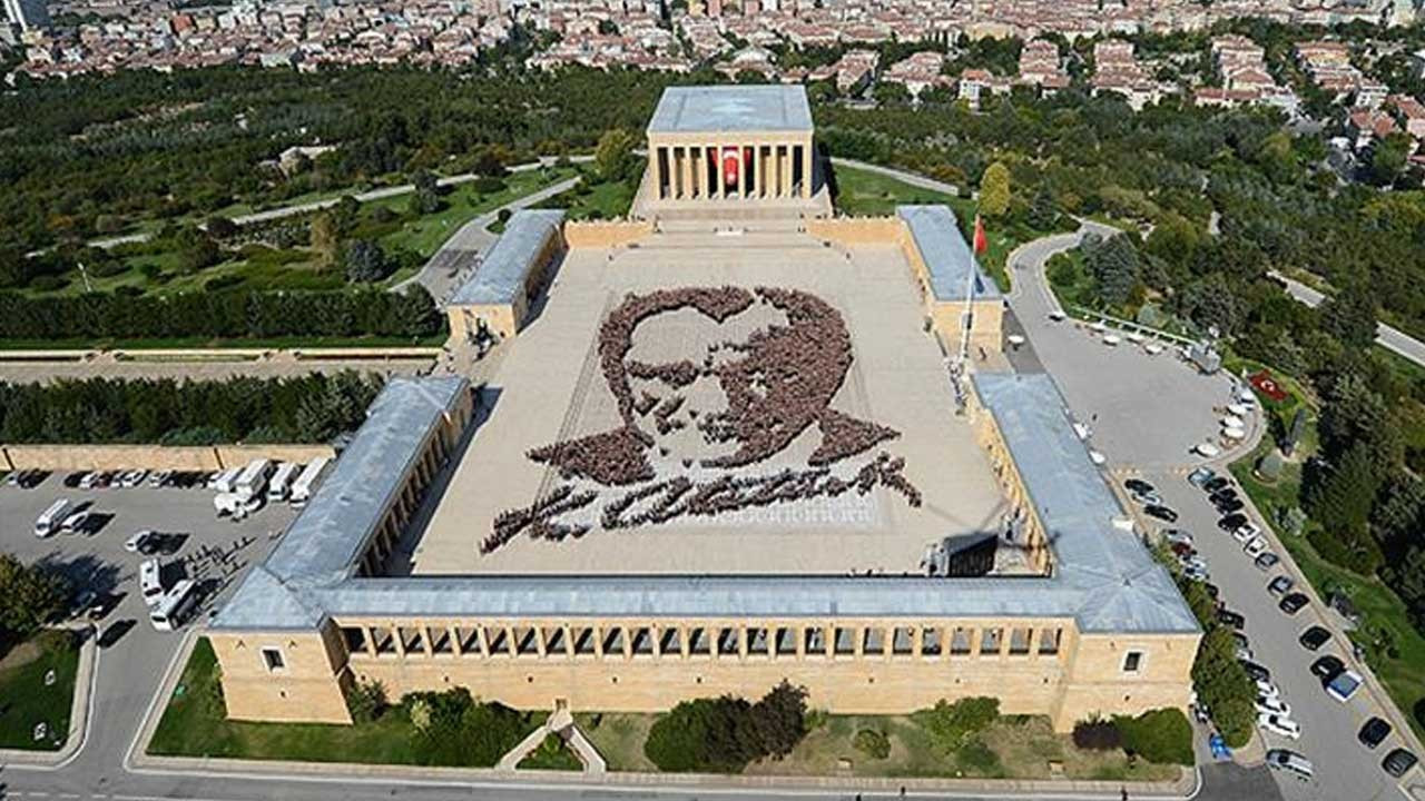 Anıtkabir ziyaret saatleri: Bugün Anıtkabir kaça kadar açık, saat kaçta kapanacak?